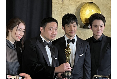 濱口竜介監督、オスカー像は「重いです」『ドライブ・マイ・カー』受賞に喜びのコメント到着 画像