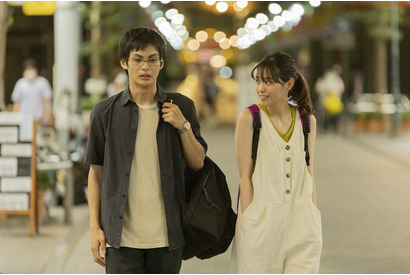 “恋の光が視える男”神尾楓珠、西野七瀬＆平祐奈＆馬場ふみかとの2ショット公開『恋は光』 画像