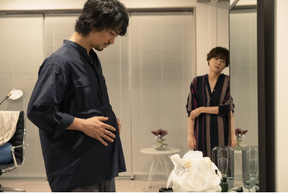 斎藤工×上野樹里、既成概念にとらわれない関係を模索する2人の新写真「ヒヤマケンタロウの妊娠」 画像