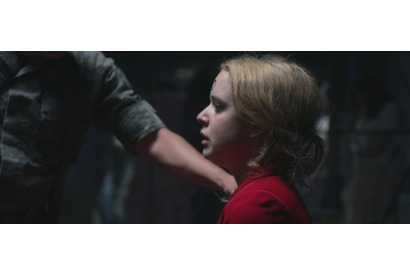 一発の銃声が華やかなパーティーを“悪夢”に変える…『ニューオーダー』予告編＆新場面写真 画像