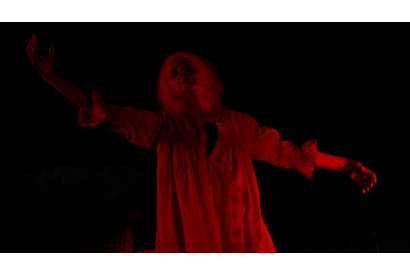 ホラー界に史上最高齢のルーキー爆誕！『X エックス』殺人夫婦のエクストリーム映像 画像