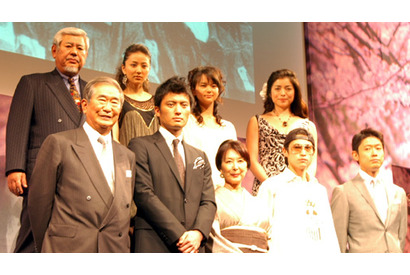 特攻の真実が描かれた映画が完成！　石原都知事、岸惠子、窪塚洋介らが舞台挨拶 画像