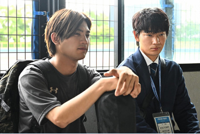綾野剛“新町”の引退試合に「涙が止まらなかった」の声、反町隆史“高柳”の意外な一面にも多くの反応集まる…「オールドルーキー」4話 画像
