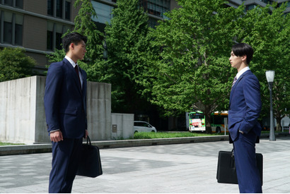 竹内涼真“アキラ”と横浜流星“あきら”、対立から共闘へ…『アキラとあきら』SP映像 画像