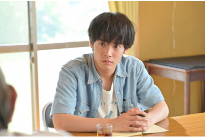 中村倫也“羽男”と赤楚衛二“大庭”のやり取りに「可愛すぎる」の声が続出…「石子と羽男」5話 画像