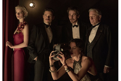 パーティールックで魅せる30年代ファッション『アムステルダム』場面写真 画像