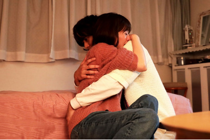 高橋海人“アサヒ”のハックハグに「泣かないでは反則」「彩りの流れるタイミングも良い」などの感想多数…「ボーイフレンド降臨！」3話 画像