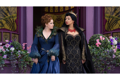 陽気なヒロイン、ジゼルの身に何が？新たな物語の幕開け『魔法にかけられて2』場面写真 画像