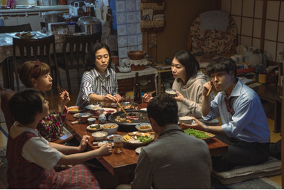 伊藤万理華＆前田敦子、三浦透子“佳純”を揺るがす『そばかす』2つの喧嘩シーン 画像