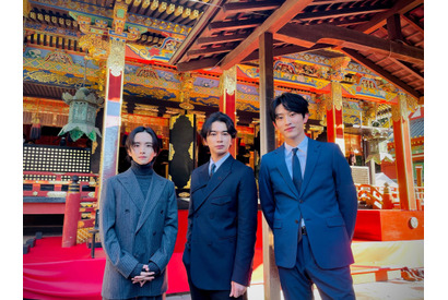 松本潤＆杉野遥亮＆板垣李光人、誕辰祭に参列「平和な世が一日でも早く訪れるように」 画像