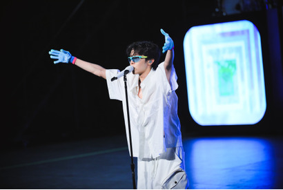 BTS・J-HOPEが歌って踊って飛び跳ねる！「j-hope IN THE BOX」ティザー予告公開 画像