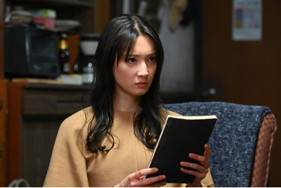 菜々緒“蛍”、母の死の真相に「ここまでシリアスなドラマになるとは」の声…「忍者に結婚は難しい」5話 画像