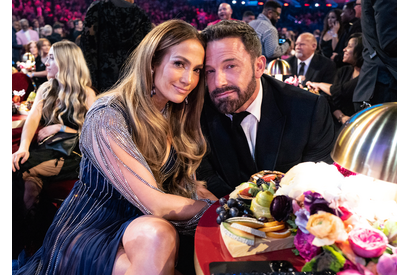 ベン・アフレックは妻ジェニファー・ロペスと、ブラッドリー・クーパーは母親と共演！スーパーボウルCM 画像