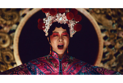 ミシェル・ヨー「皆に希望を与える」マルチバースの魅力を語る『エブリシング・エブリウェア・オール・アット・ワンス』 画像