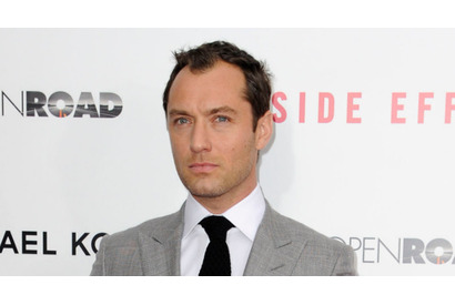 ジュード・ロウ、ナタリー・ポートマン主演最新作で残虐なギャング役に決定 画像