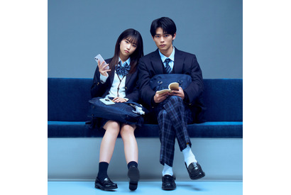 日向亘＆片岡凜、山田裕貴主演「ペンディングトレイン」で高校生カップル役に 画像