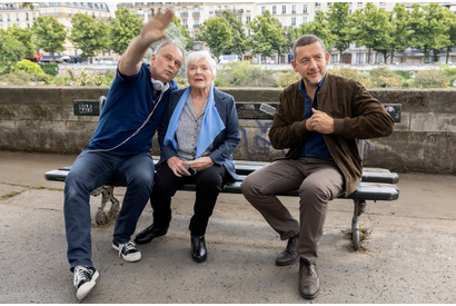 ドライブシーンは全てスタジオ撮影！監督＆キャストが明かす撮影舞台裏『パリタクシー』メイキング映像 画像