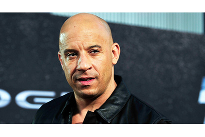 ヴィン・ディーゼル、F1グランプリでトム・クルーズと仲良しショット「マーヴェリックがトレットと出会った」 画像