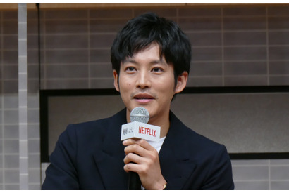 松坂桃李「最近、子どもが生まれて」　Netflix「離婚しようよ」配信記念イベントで“家族愛”披露 画像