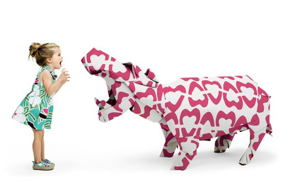 D・V・ファステンバーグとGapキッズ＆ベビーのコラボ第2弾は、アフリカへ冒険旅行 画像