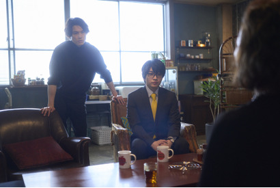 松村北斗＆西畑大吾、W探偵が動き出す「ノッキンオン・ロックドドア」冒頭を先行公開 画像