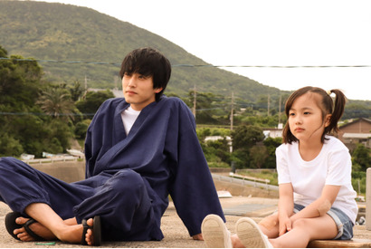杉野遥亮“清舟”×宮崎莉里沙“なる”ハートフル島コメディーがついに完結…「ばらかもん」今夜、最終話放送 画像