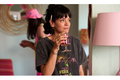 リリー・アレン「とてもいい雰囲気とエネルギー」女性製作陣による「ドリームランド 渚の四姉妹」を語る 画像