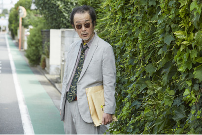 リリー・フランキー演じる探偵、井浦新の作業着姿など『アンダーカレント』衣装に注目 画像