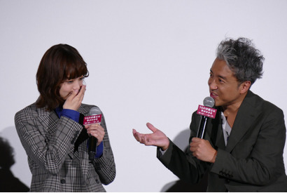 ムロツヨシ「結構わっきゃっきゃっしている」 平手友梨奈との爆笑ハプニングも 画像