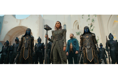 キャプテン・マーベルの“愛するもの全て”を狙う、謎を呼ぶ敵“ダー・ベン”登場『マーベルズ』特別映像 画像