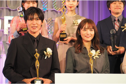 川口春奈＆目黒蓮ら「silent」での受賞に満面の笑み「気持ちが重なる部分がすごくあった」 画像