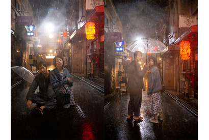 綾野剛＆さとうほなみ、雨の中で佇む『花腐し』メイキングショット 画像