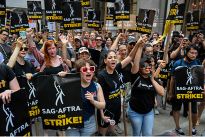 118日間に及んだ全米映画俳優組合のストライキが終了へ 画像