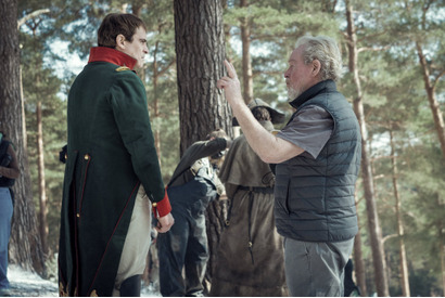 ホアキン・フェニックス×リドリー・スコット、撮影裏側と互いへの思い語る『ナポレオン』対談特別映像 画像