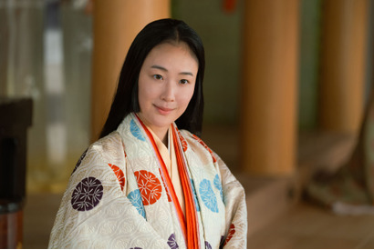 黒木華“源倫子”らの扮装写真公開　吉高由里子主演大河ドラマ「光る君へ」 画像