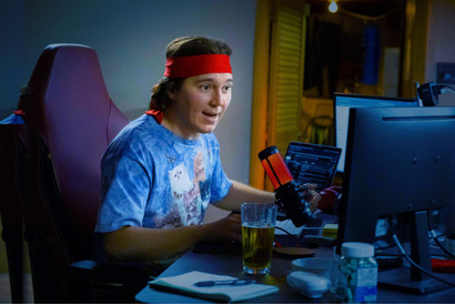 実在の人物演じたポール・ダノ「この人物をもっと知りたい」『ダム・マネー ウォール街を狙え！』インタビュー映像 画像