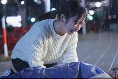 「となりのナースエイド」第3話、川栄李奈“澪”が高杉真宙“大河”の部屋にお泊まり？ 画像