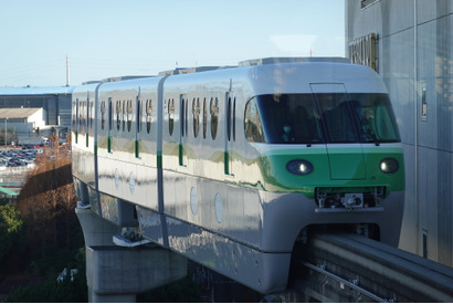 【ディズニー】グリーンの新車両がリゾートラインに！「リゾートライナー（Type C）」全5編成で運行中 画像