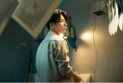 佐藤健が泣き崩れる…『四月になれば彼女は』マンスリートレーラー公開 画像