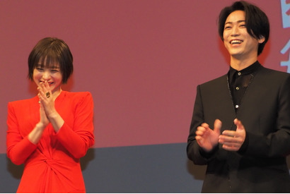 石原さとみ、「一番意外だった共演者」を聞かれ「亀梨和也さん！と言いたいんですけど…」 画像