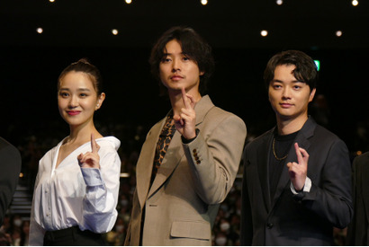 山崎賢人「日本の呪術はここから始まります」と堂々宣言！主演作『陰陽師0』ジャパンプレミア 画像