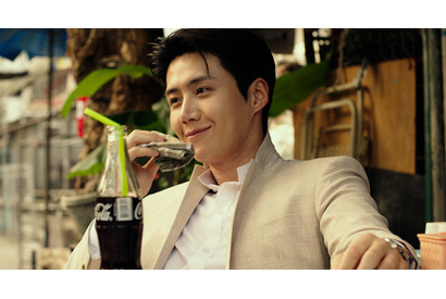 『貴公子』キム・ソンホ、ミステリアス＆お茶目な場面写真公開 画像