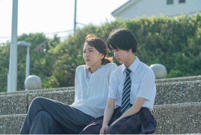 新垣結衣＆早瀬憩『違国日記』、槙生と朝の関係が変わっていく本編映像 画像