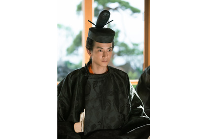 大河ドラマ「光る君へ」泉里香＆渡邊圭祐の扮装写真公開 画像