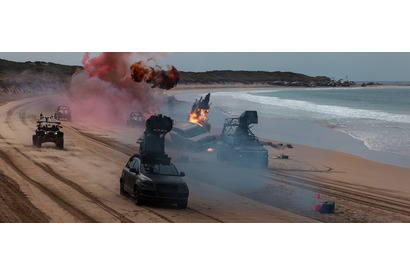 『フォールガイ』でギネス記録更新！車が8回転半するスタント映像解禁 画像