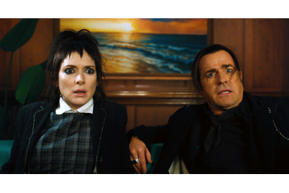 ウィノナ・ライダー、『ビートルジュース』続編で「リディアが母親になっているとは思わなかった」と驚く 画像