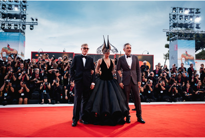 『ジョーカー２』12分間のスタンディングオベーション「1作目に対する“答え”ではない」と監督 画像