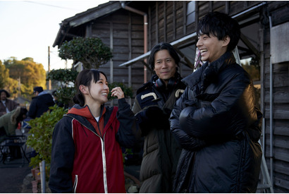 「完璧ではない自分を愛して」藤ヶ谷太輔＆奈緒W主演『傲慢と善良』撮影舞台裏 画像