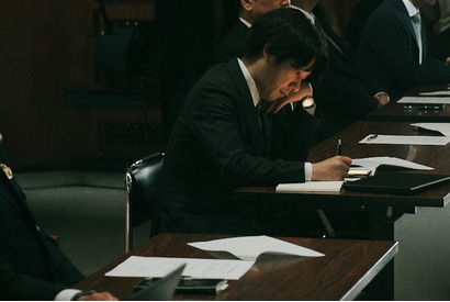 “警察官僚”二宮和也、キャラクター紹介映像＆場面写真公開「インフォーマ -闇を生きる獣たち-」 画像