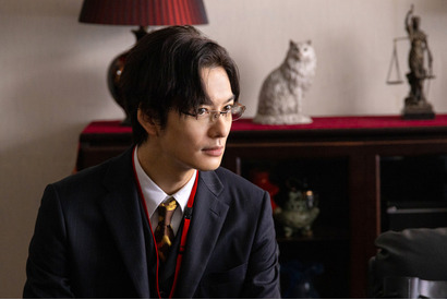 岡田将生演じる“天才詐欺師”が出所、何かが始まる予感…『アングリースクワッド』本編冒頭映像 画像